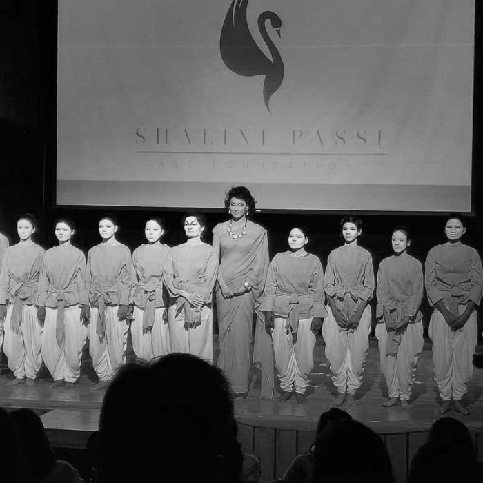KALARIPAYATTU & JAPANESE THEATER